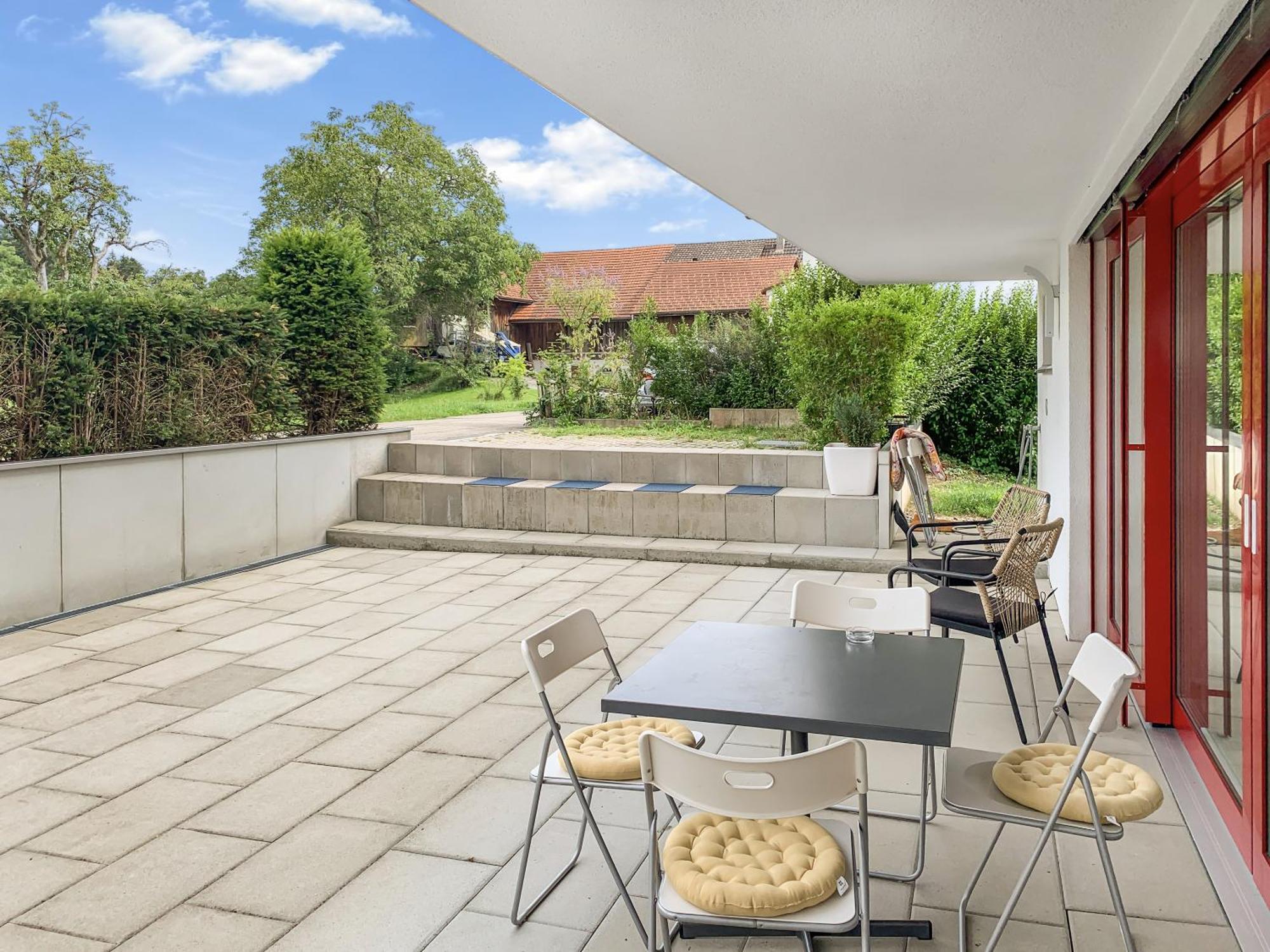 Haus Zur Lilie Hotel Hinwil Exterior foto
